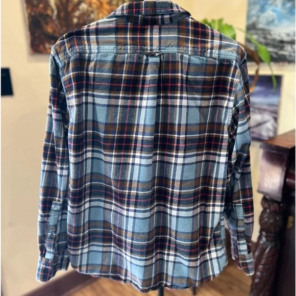 Classic Eddie Bauer flannel size large in GUC - Picture 5 of 5